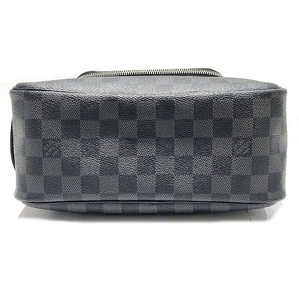 Louis Vuitton Damier Graphite Toiletry Pouch Clutch N47625 in Good Condition