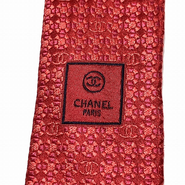 Chanel Red Silk Tie for Men in Great Condition