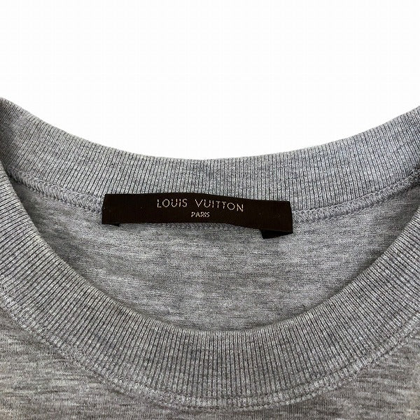 Louis Vuitton M V Logo Print T-Shirt in Good Condition