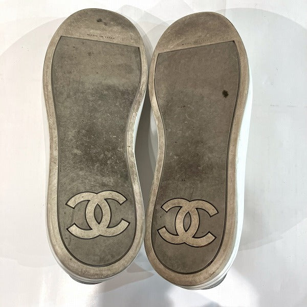 Chanel Coco Mark Low-Cut Sneakers G32721 in Good Condition