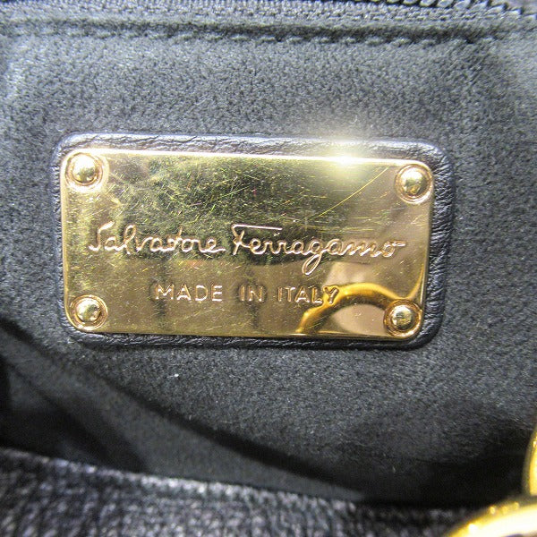 Salvatore Ferragamo Gancini Leather Tote Handbag in Good Condition