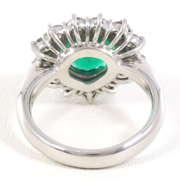 PT900 Platinum Emerald Ring in Excellent Condition