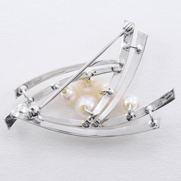 Silver and Pearl Ladies' Brooch in 5P Design