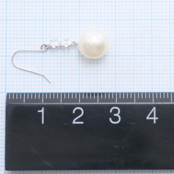 10k Gold Zirconia Pearl Drop Earrings in Excellent Condition