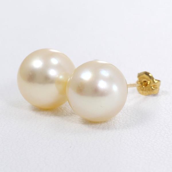 K18 Yellow Gold Pearl Earrings in Excellent Condition