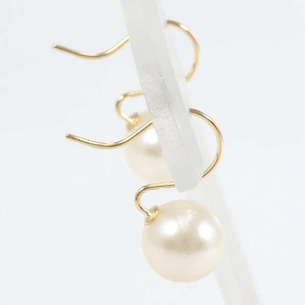 K18 Yellow Gold Pearl Earrings in Excellent Condition