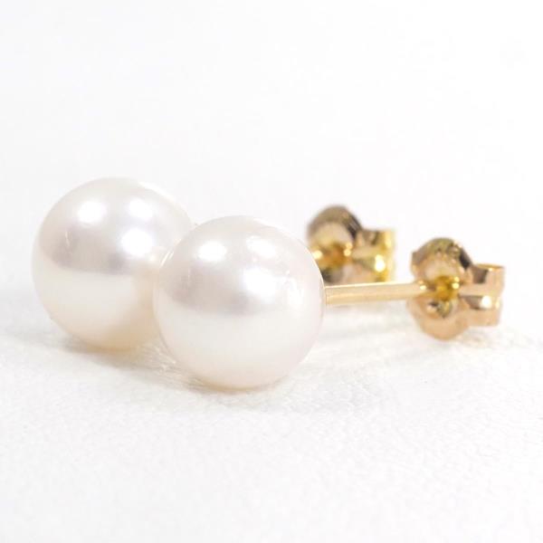 K18 Yellow Gold Pearl Earrings in Excellent Condition