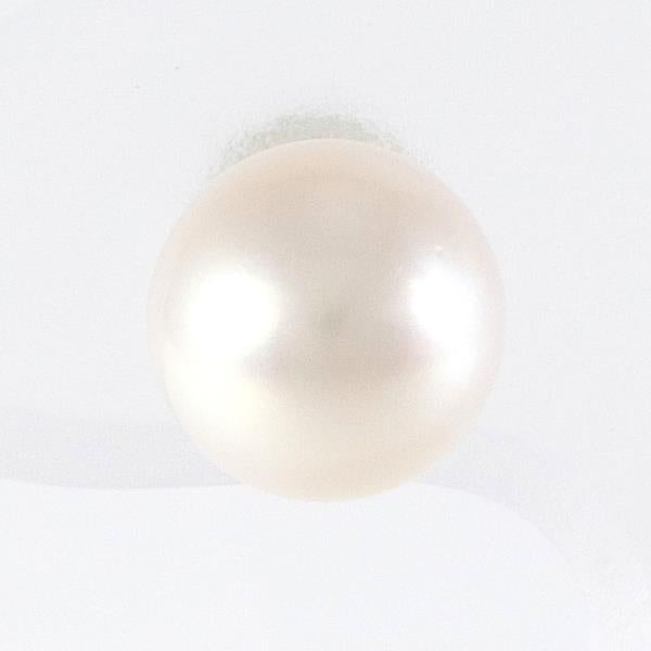 PT900 Platinum Pearl Earrings in Excellent Condition