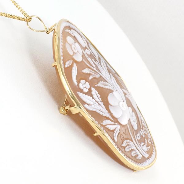 K18 Yellow Gold Shell Cameo Necklace in Excellent Condition