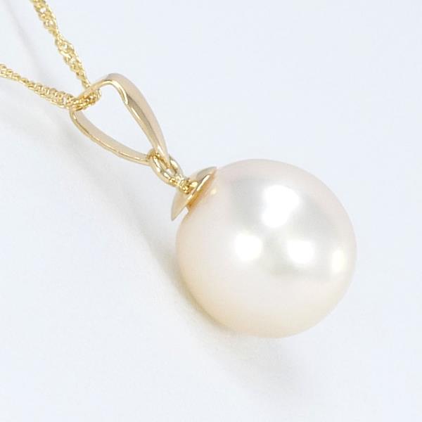 K18 Yellow Gold Pearl Necklace in Pristine Condition