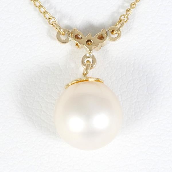 K18 Yellow Gold Pearl Diamond Necklace in Excellent Condition