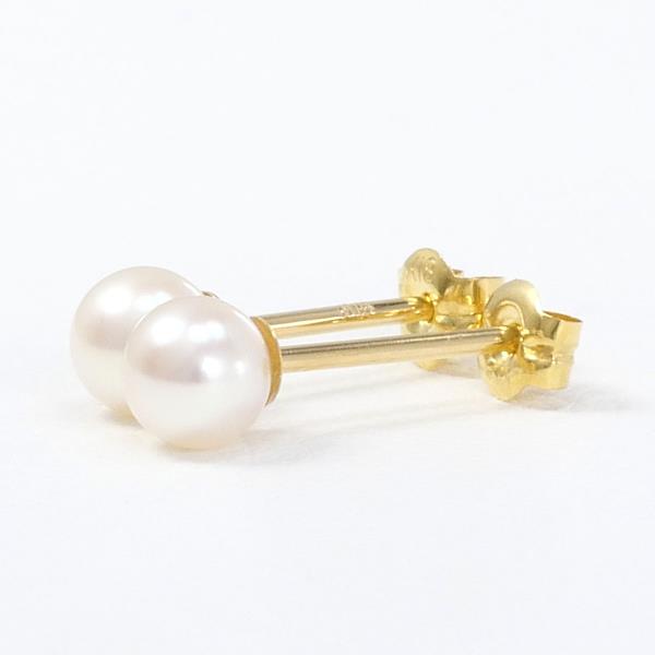 K18 Yellow Gold Pearl Earrings in Excellent Condition