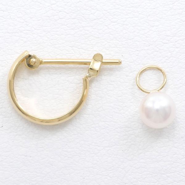 K18 Yellow Gold Pearl Earrings in Pristine Condition