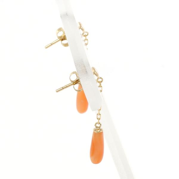 K18 Yellow Gold Coral Earrings in Excellent Condition