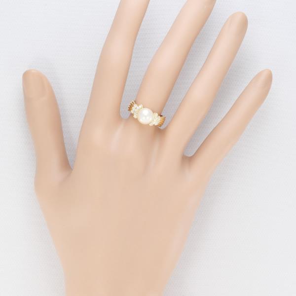 K18 Yellow Gold, Size 9 Ladies Ring with Pearl (approx. 7.5mm) and 0.17ct Diamond in Excellent Condition