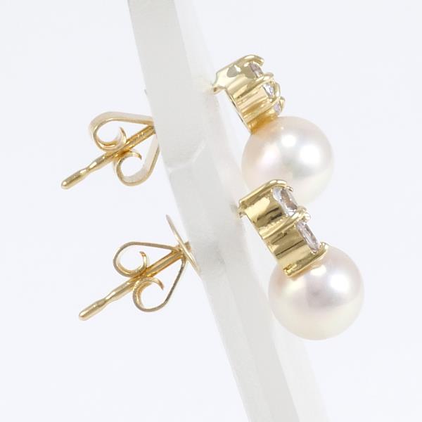 K18 Yellow Gold Pearl Earrings with White Sapphire in Excellent Condition