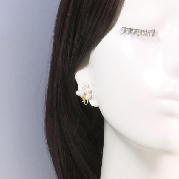 K18 Yellow Gold Pearl Earrings