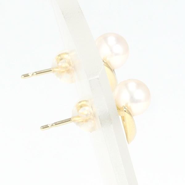 K18 Yellow Gold Pearl Earrings in Great Condition