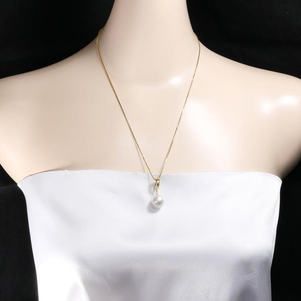 K18 Yellow Gold Pearl Necklace in Pristine Condition