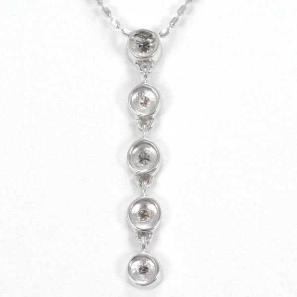 K10 White Gold Diamond Necklace in Excellent Condition