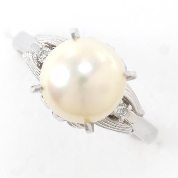 PT900 Platinum Pearl Ring with Diamond in Excellent Condition