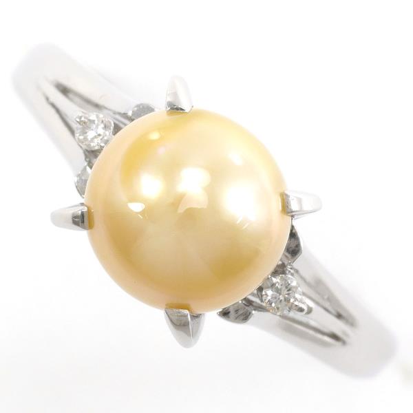 PT900 Platinum Pearl Ring with Diamond in Excellent Condition