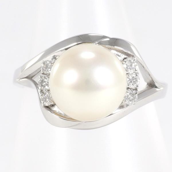 PT900 Platinum Pearl Ring with Diamond in Excellent Condition