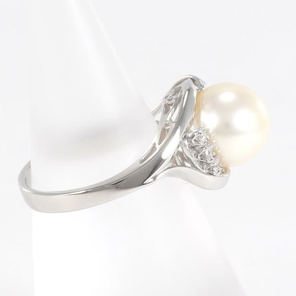 PT900 Platinum Pearl Ring with Diamond in Excellent Condition