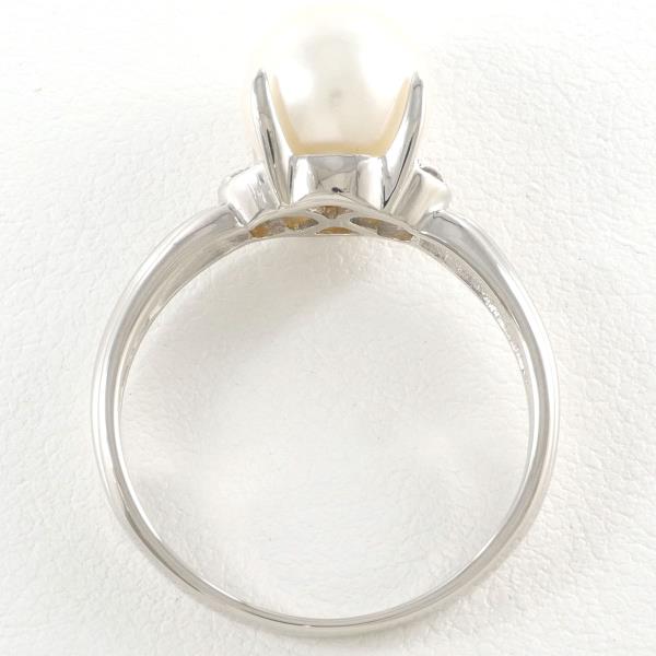 PT900 Platinum Pearl Ring with Diamond in Excellent Condition