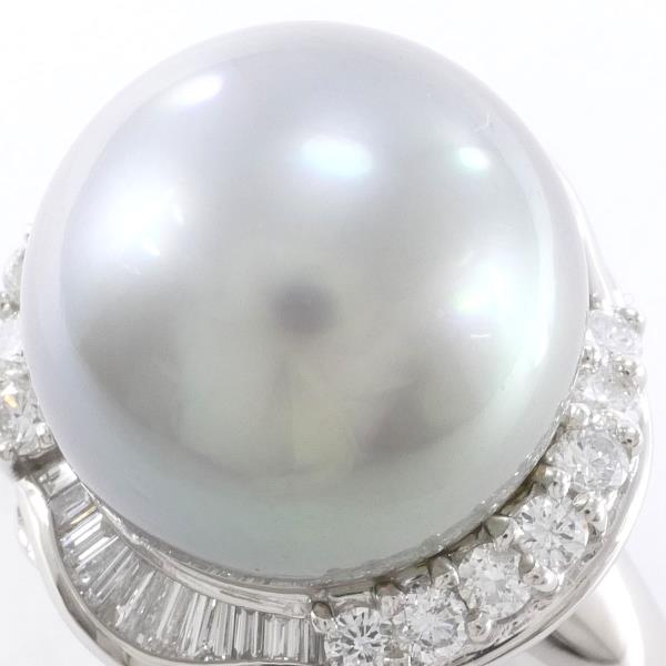 PT900 Platinum Pearl Ring with Diamond in Excellent Condition