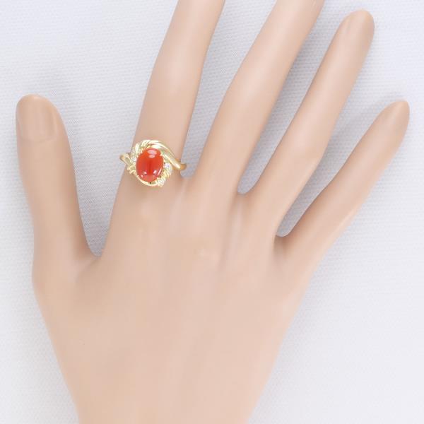 K18 Yellow Gold Ring with Coral and Diamond in Excellent Condition