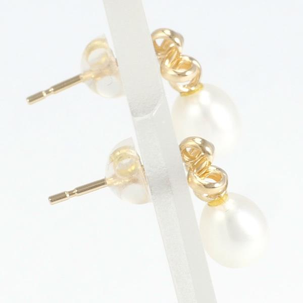 K18 Yellow Gold Pearl Earrings in Pristine Condition