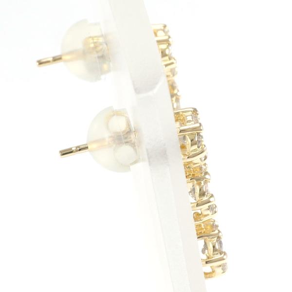 K18 Yellow Gold Earrings with 0.30ct Diamond, Each