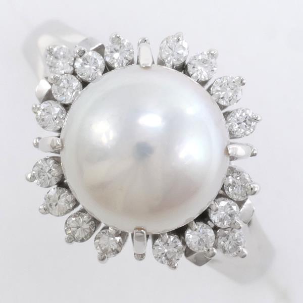 PT900 Platinum Ring with 8.5mm Pearl and 0.30ct Diamond in Excellent Condition