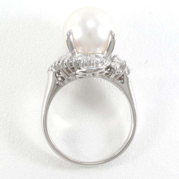 PT900 Platinum Pearl Ring with Diamond in Excellent Condition