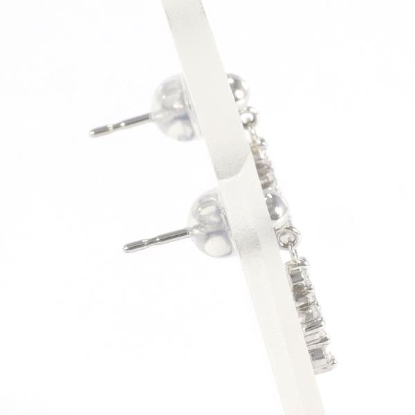 PT900 Platinum Diamond Earrings in Excellent Condition