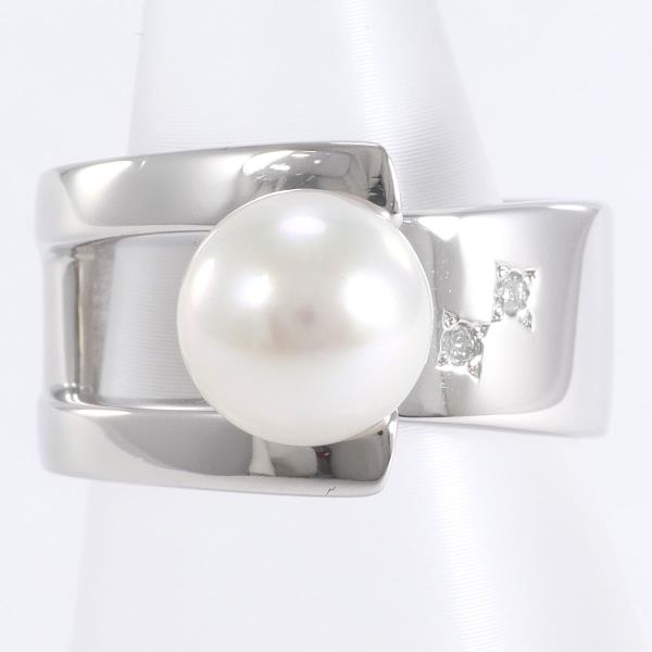 PT900 Platinum Pearl Ring with Diamond in Excellent Condition