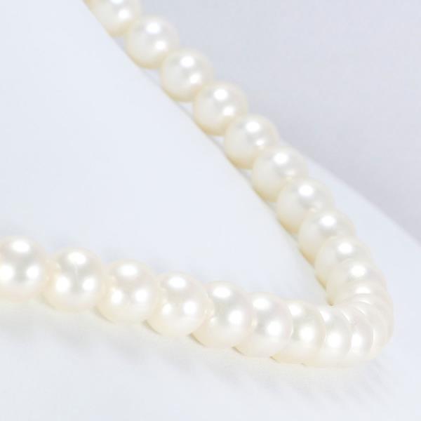 Silver Necklace with Akoya Pearls, 44cm, 33.0g in Great Condition