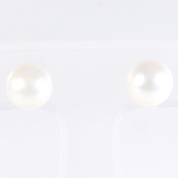 K18 Yellow Gold Pearl Earrings in Great Condition