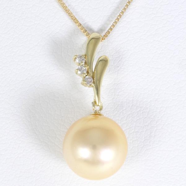 K18 Yellow Gold Pearl Diamond Necklace in Excellent Condition