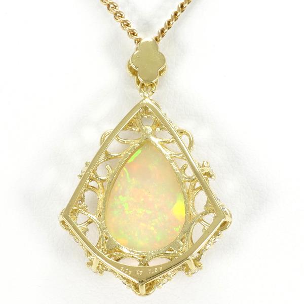 K18 Yellow Gold Opal Necklace in Excellent Condition