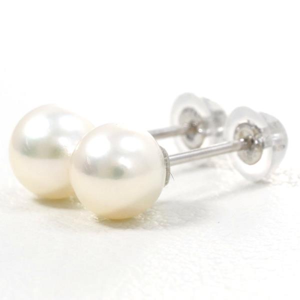 PT900 Platinum Pearl Earrings in Pristine Condition