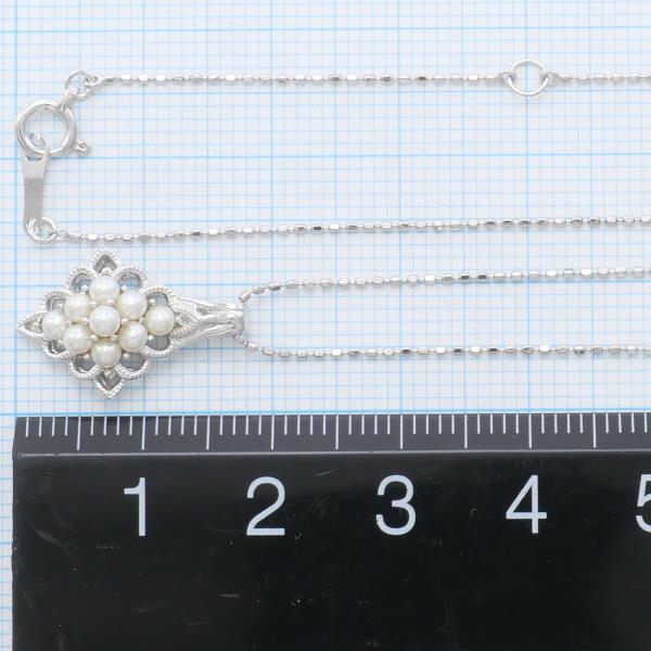 K18 White Gold Pearl Necklace