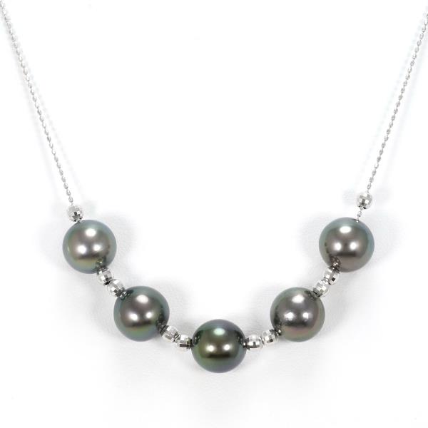 K18 White Gold Pearl Necklace in Pristine Condition