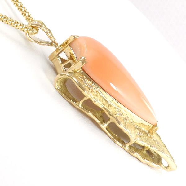 K18 Yellow Gold Coral Necklace with Diamond in Excellent Condition