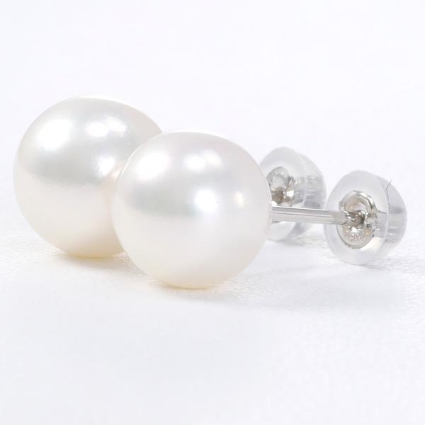 PT900 Platinum Pearl Earrings in Great Condition