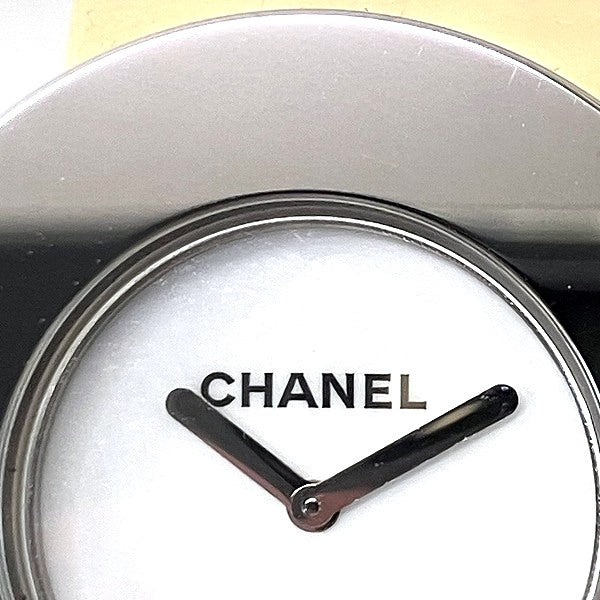 Chanel La Ronde H0579 Quartz Watch in Good Condition