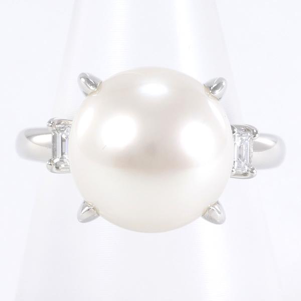 PT900 Platinum Ring with South Sea Pearl and Diamond in Excellent Condition