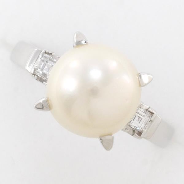 PT900 Platinum Pearl Ring with Diamond in Excellent Condition