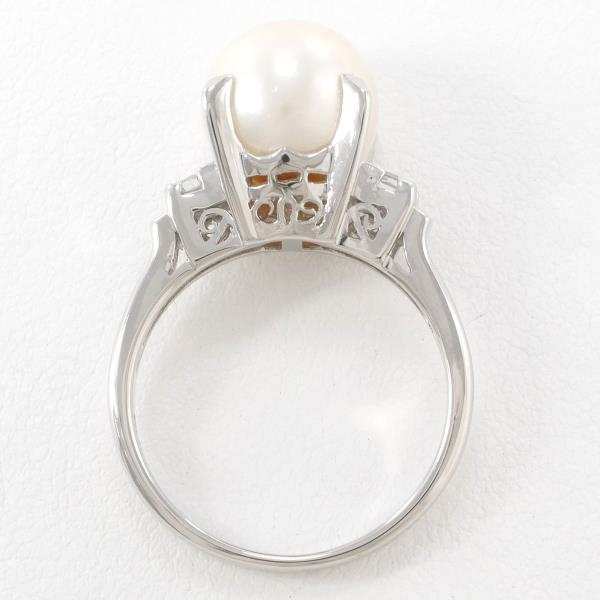 PT900 Platinum Pearl Ring with Diamond in Excellent Condition